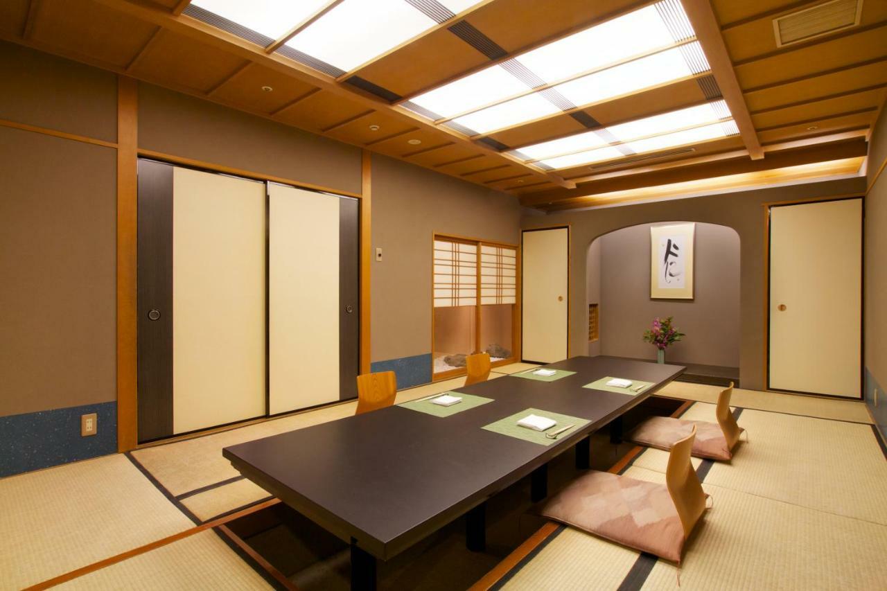Hotel Agora Osaka Moriguchi Exteriör bild